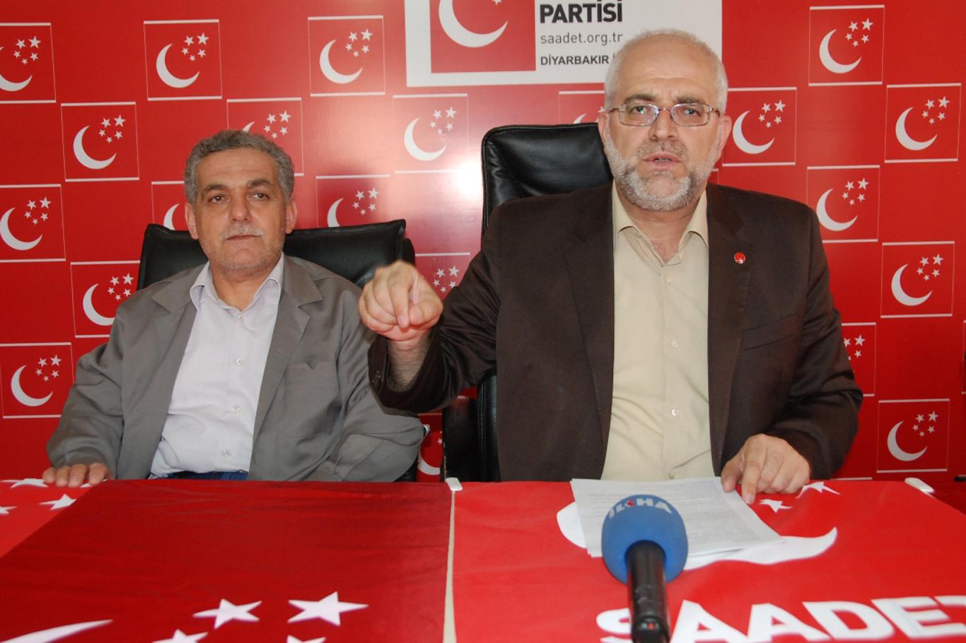 “Dış mihraklar ülkeyi kaosa sürüklemeye çalışıyor” “Dış mihraklar ülkeyi kaosa sürüklemeye çalışıyor”
